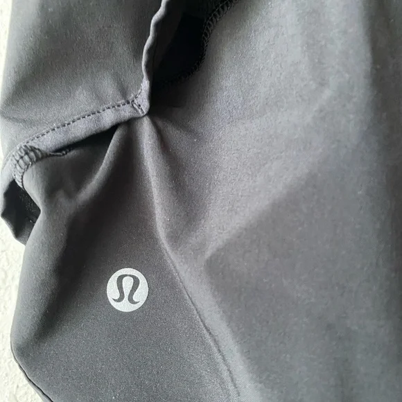 lululemon athletica Black Athletic Shorts - Picture 3 of 3